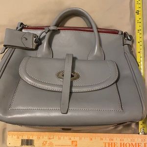 Purse dooney and bourke color grey